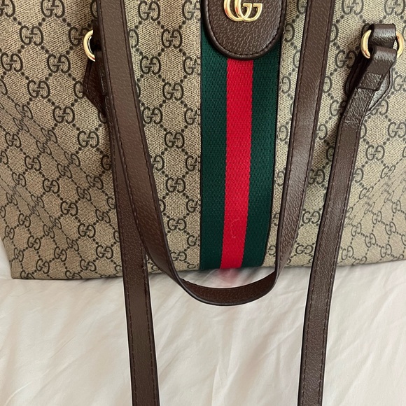 New Handbag - Picture 5 of 14